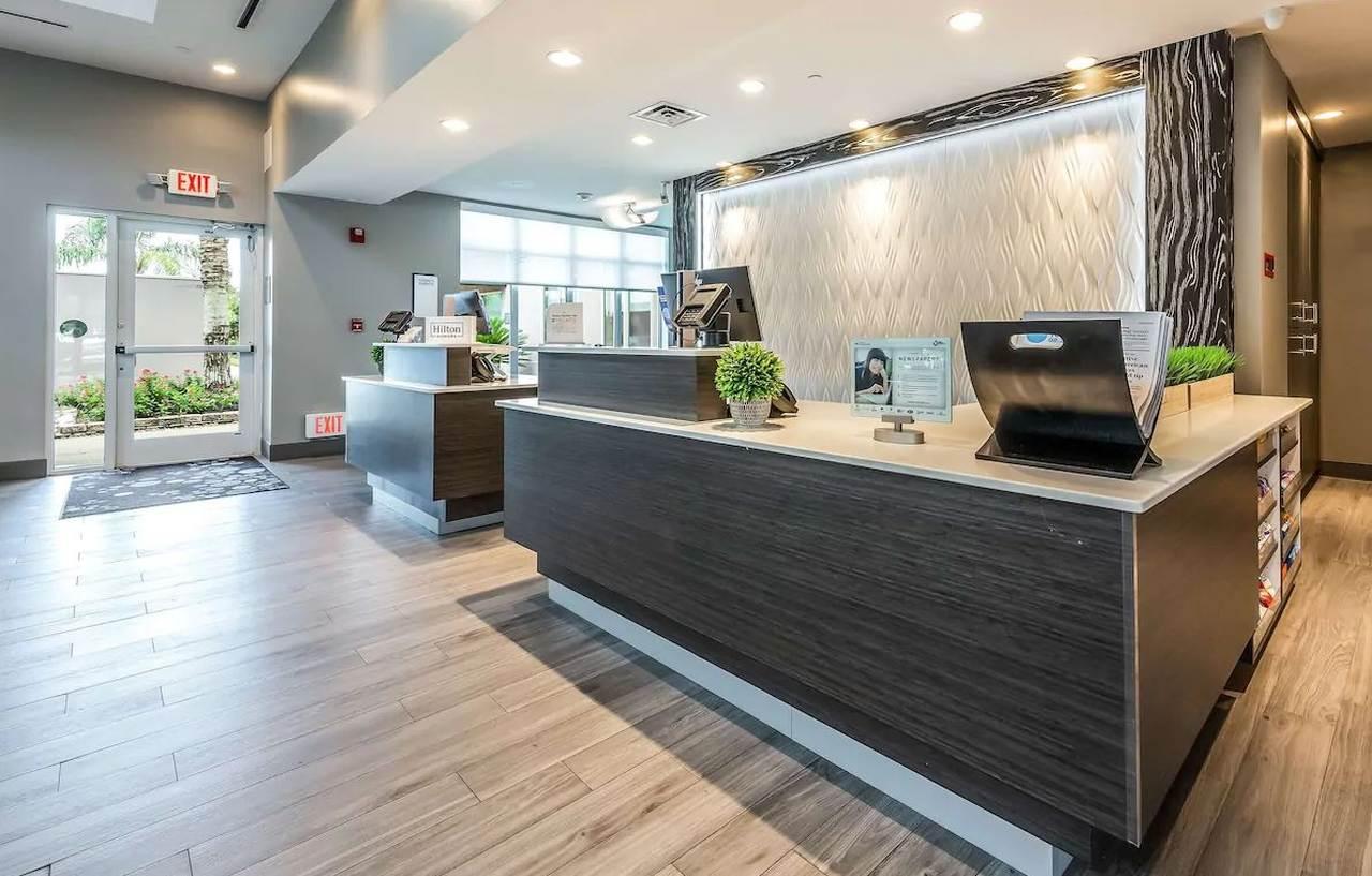 Hilton Garden Inn Beaumont Exterior photo